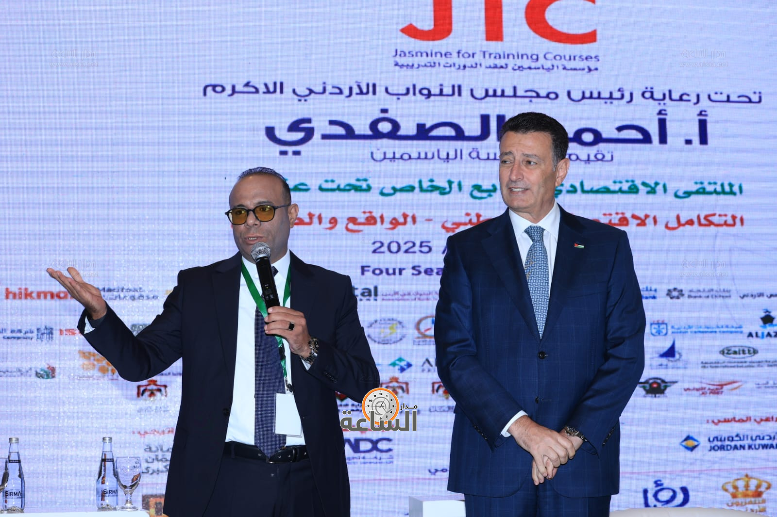 Madar Al-Saa Images 0.12068465533433692