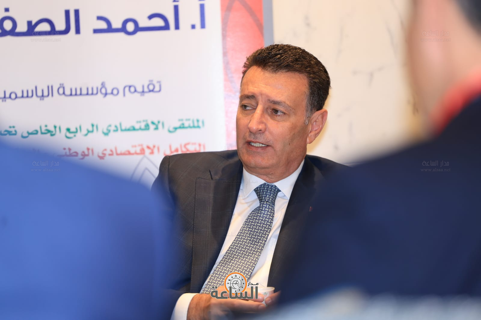 Madar Al-Saa Images 0.9137803616836838