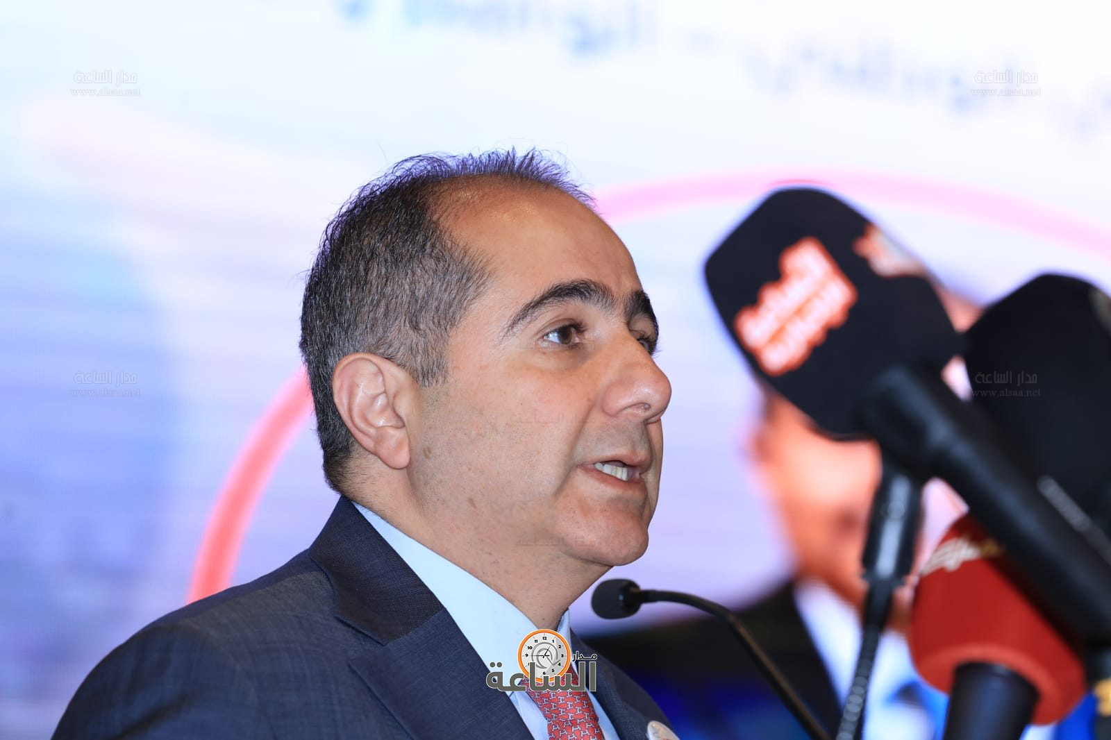 Madar Al-Saa Images 0.052837333484348714