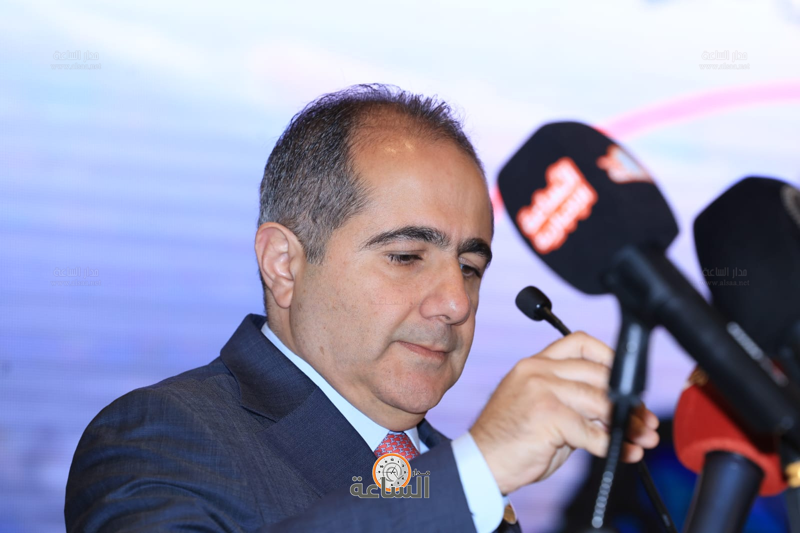 Madar Al-Saa Images 0.04734329392893144