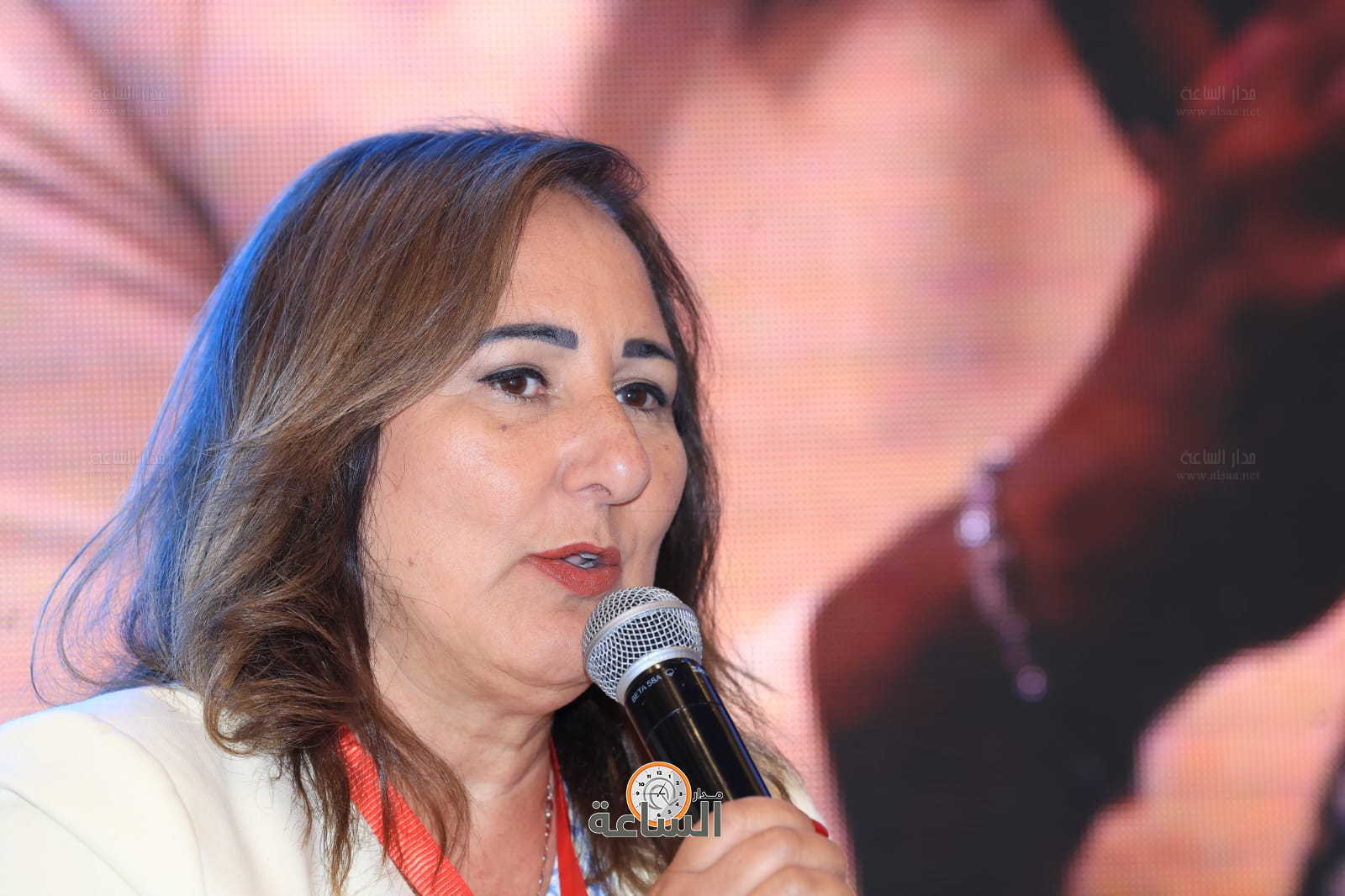 Madar Al-Saa Images 0.761426646859816