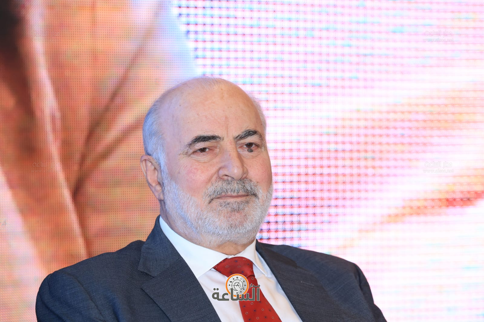 Madar Al-Saa Images 0.8126925749864228