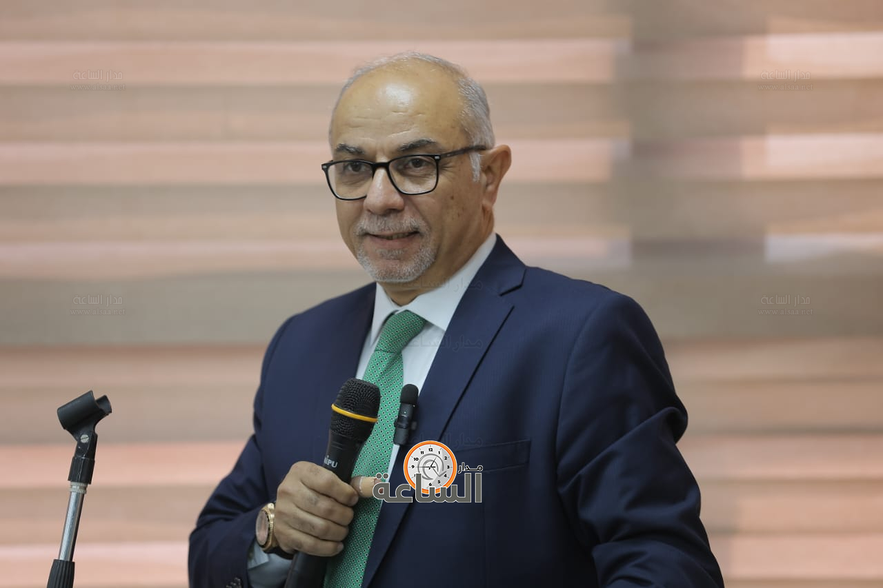 Madar Al-Saa Images 0.16705509841589172