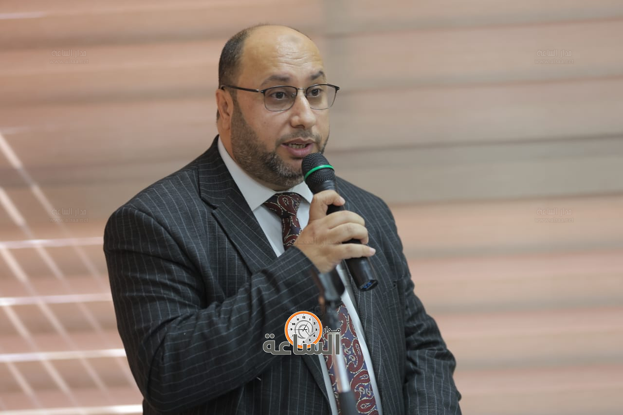 Madar Al-Saa Images 0.02302075687085947