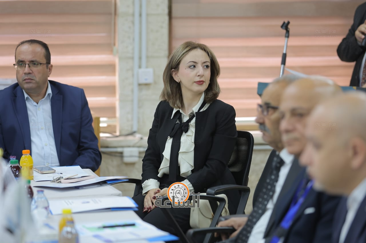 Madar Al-Saa Images 0.37577605165835426