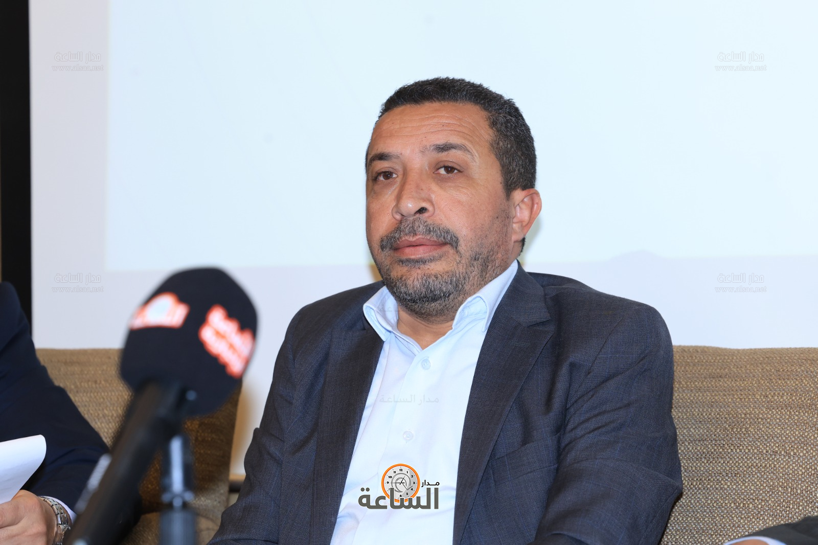 Madar Al-Saa Images 0.38042801437922935