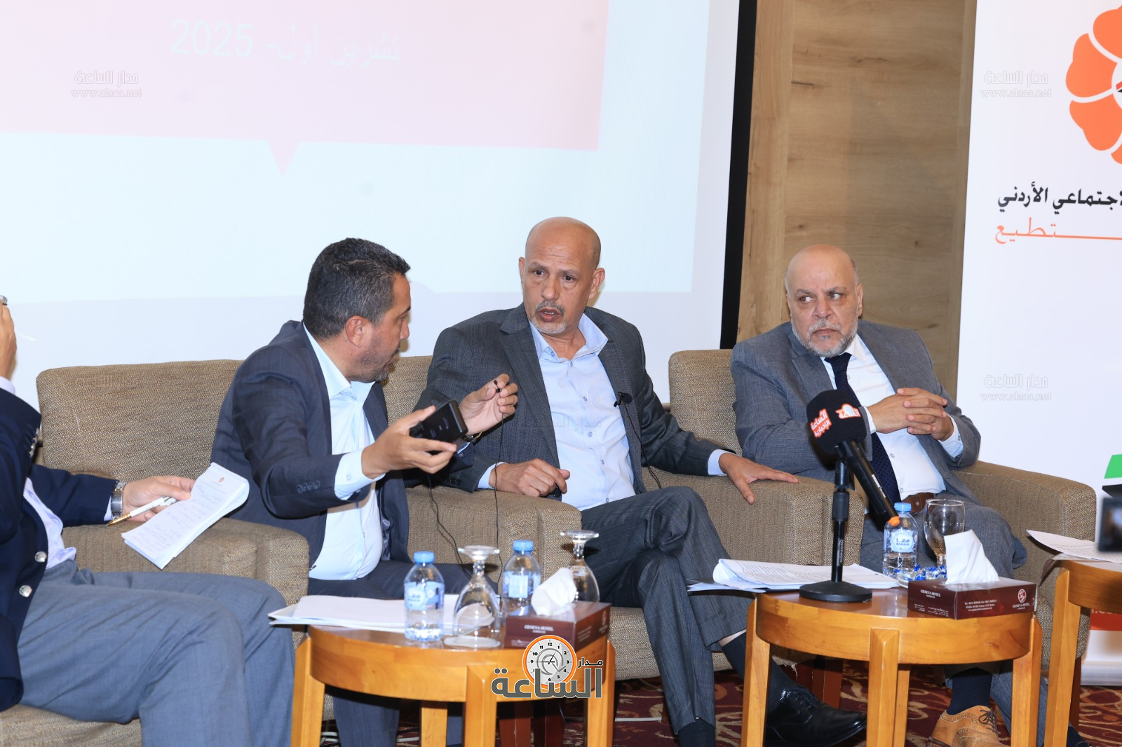 Madar Al-Saa Images 0.999889960876911