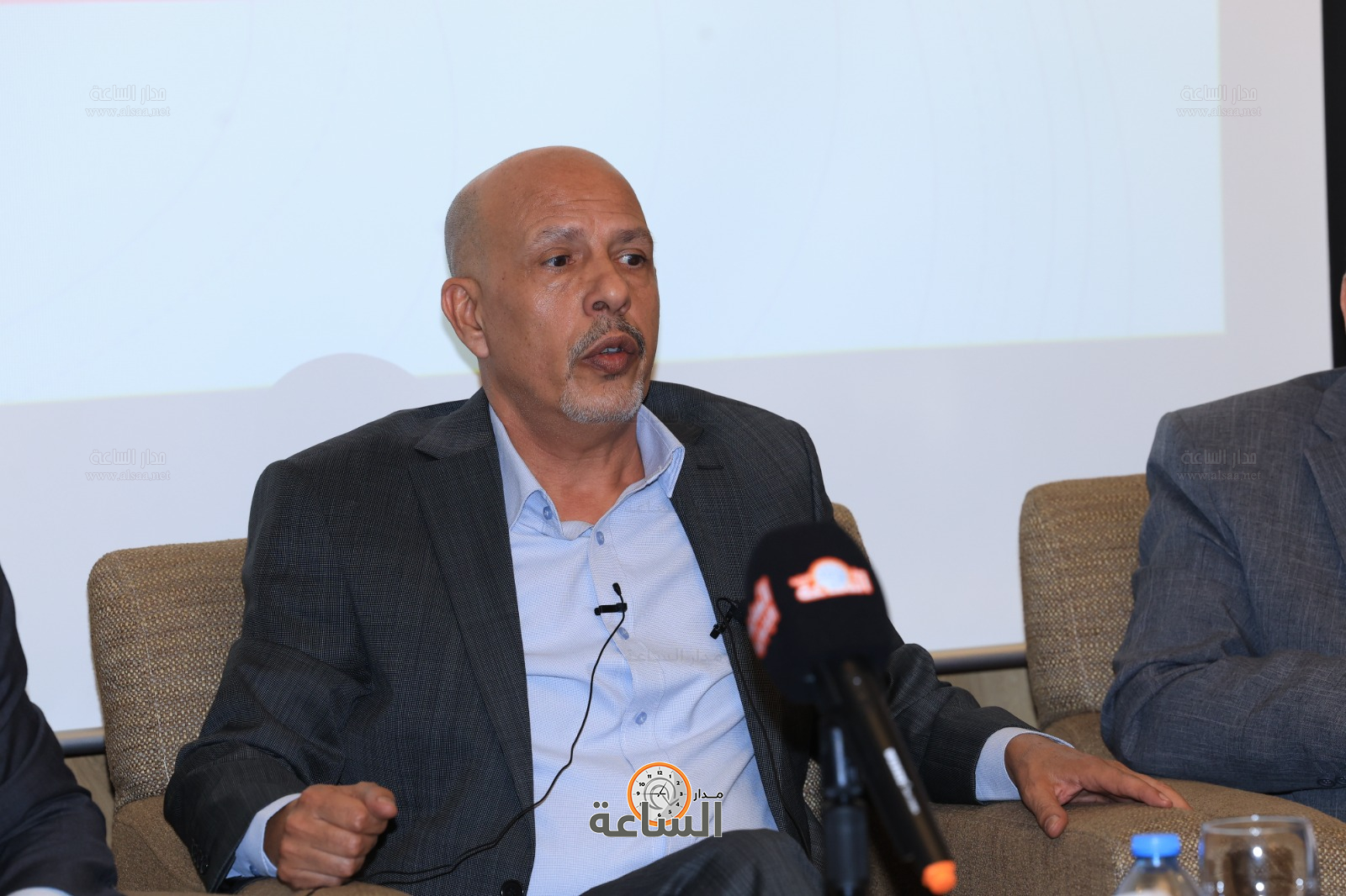 Madar Al-Saa Images 0.09678190311118318