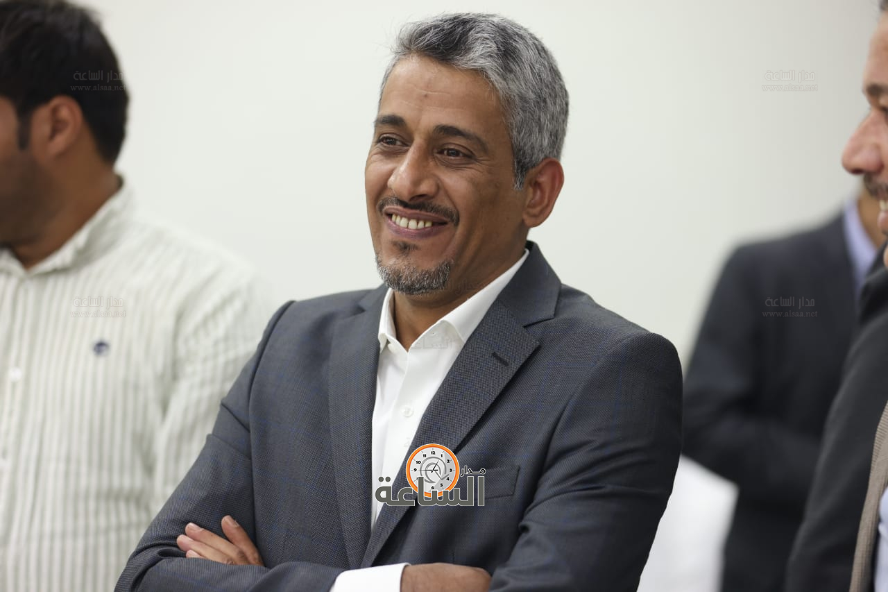 Madar Al-Saa Images 0.10237004785990567