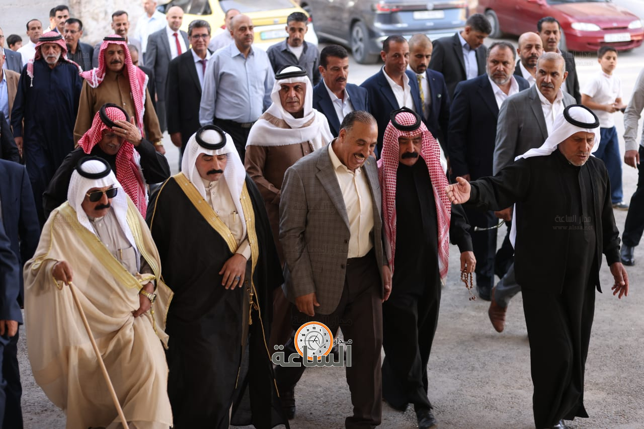 Madar Al-Saa Images 0.7053453260153061