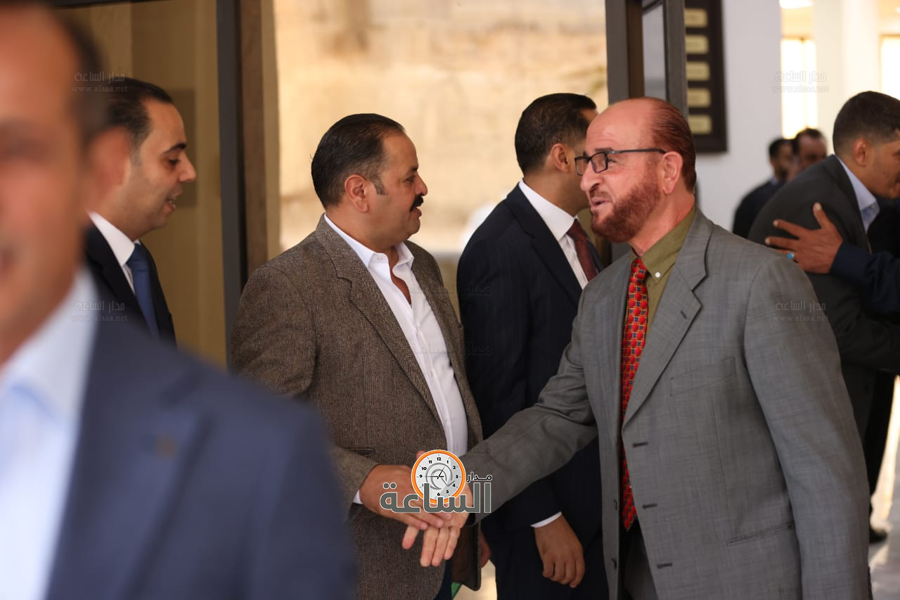 Madar Al-Saa Images 0.6636808833295005