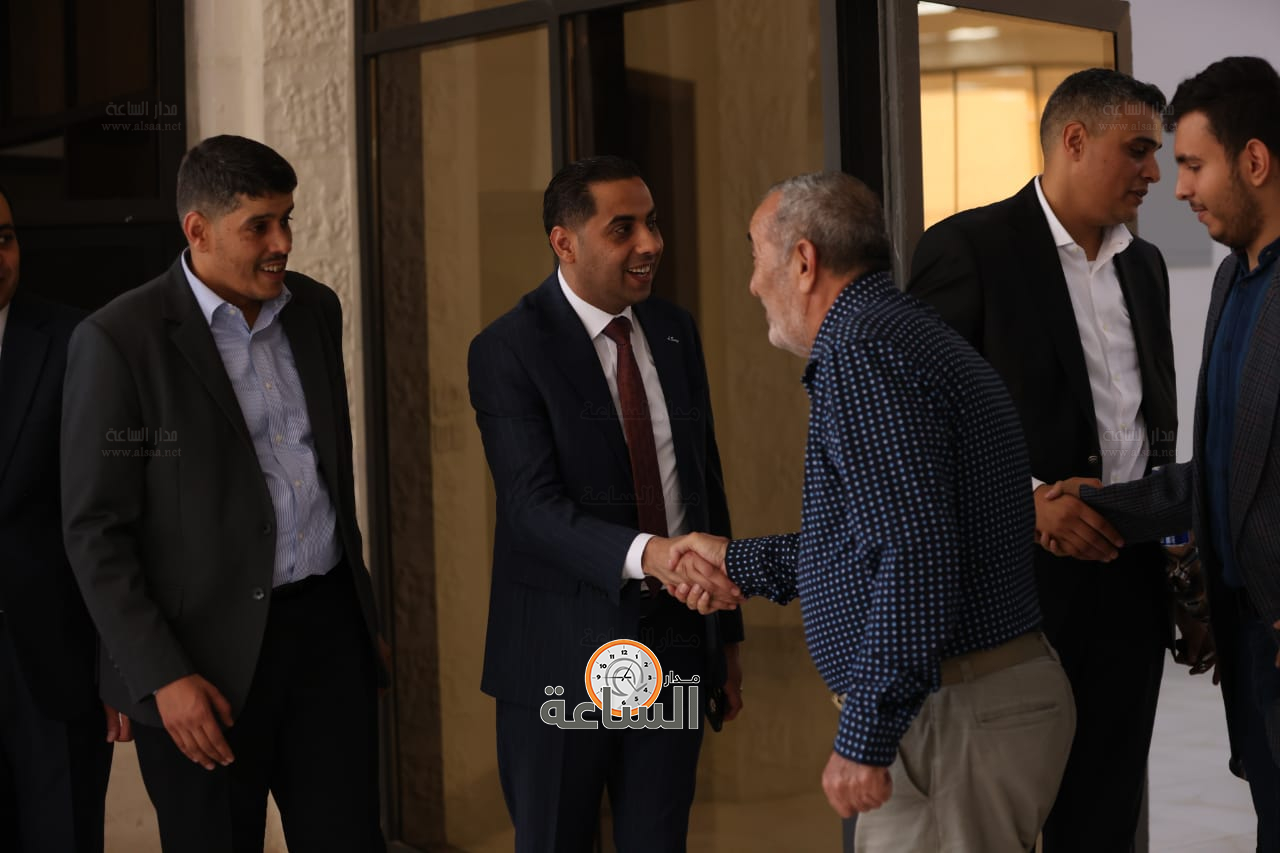 Madar Al-Saa Images 0.6022607368909457