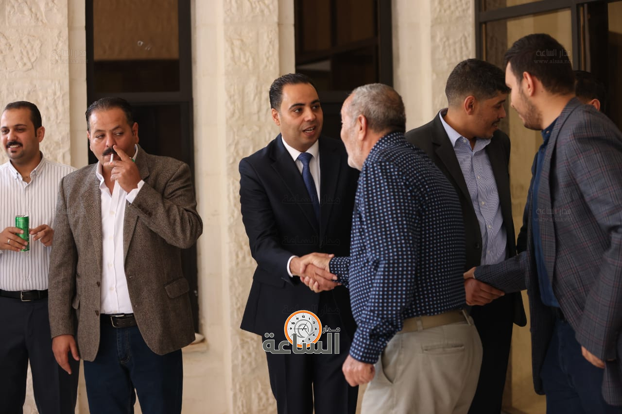 Madar Al-Saa Images 0.6194330127559947