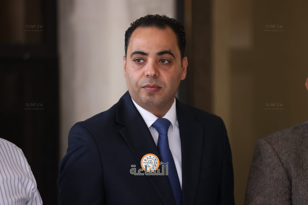 Madar Al-Saa Images 0.6177147821455715