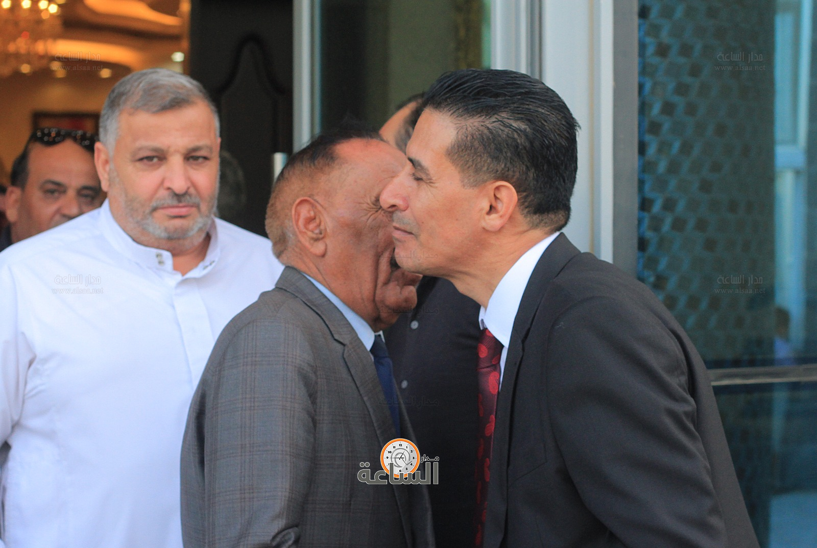 Madar Al-Saa Images 0.8422656828939908