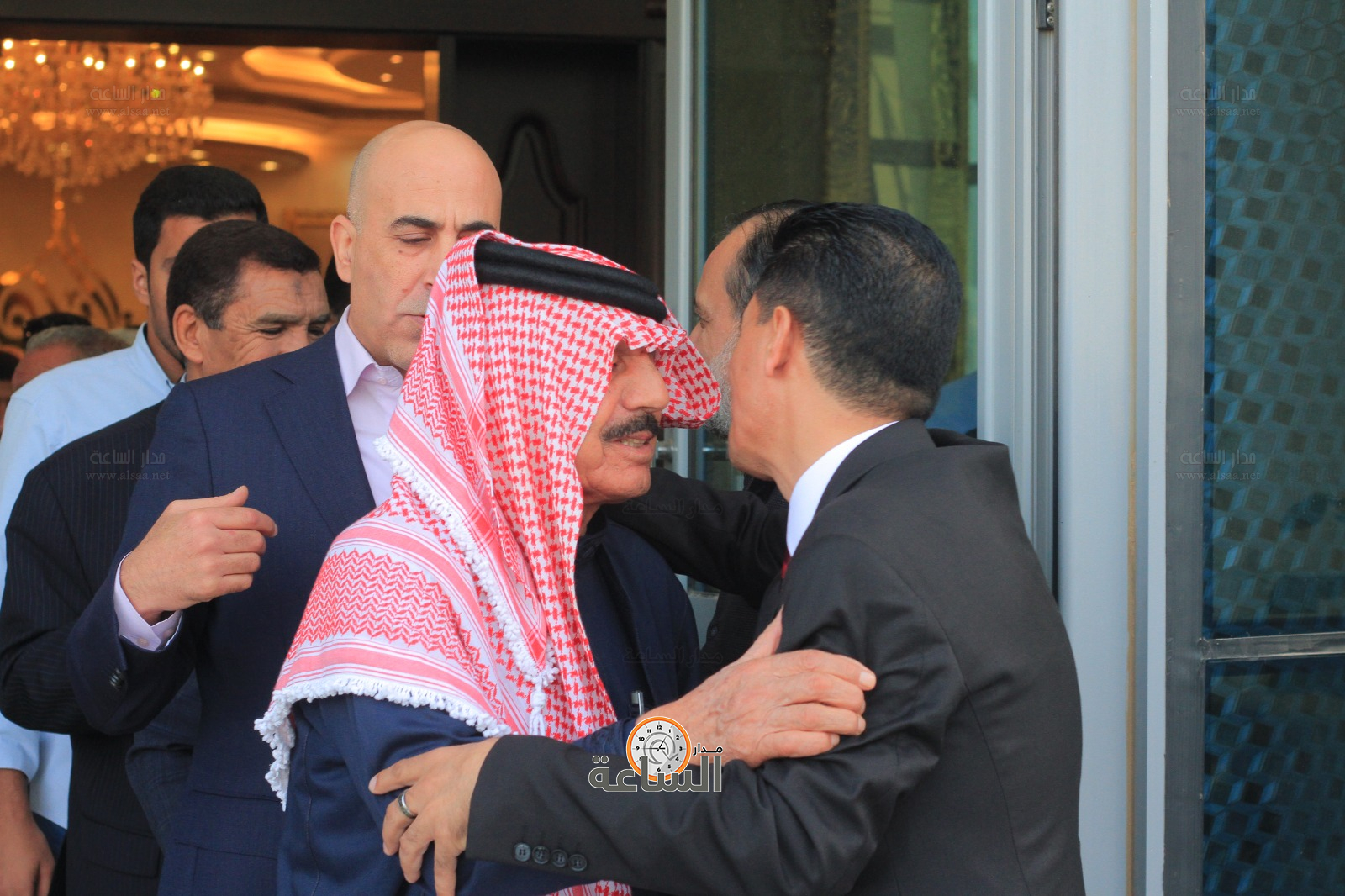 Madar Al-Saa Images 0.647871406925568