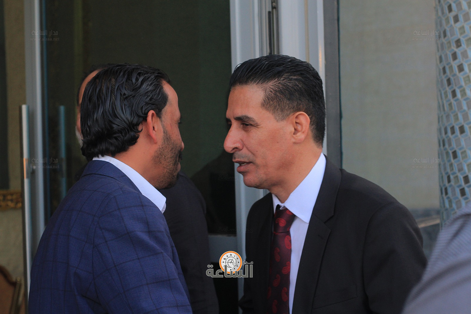 Madar Al-Saa Images 0.44917543103811164