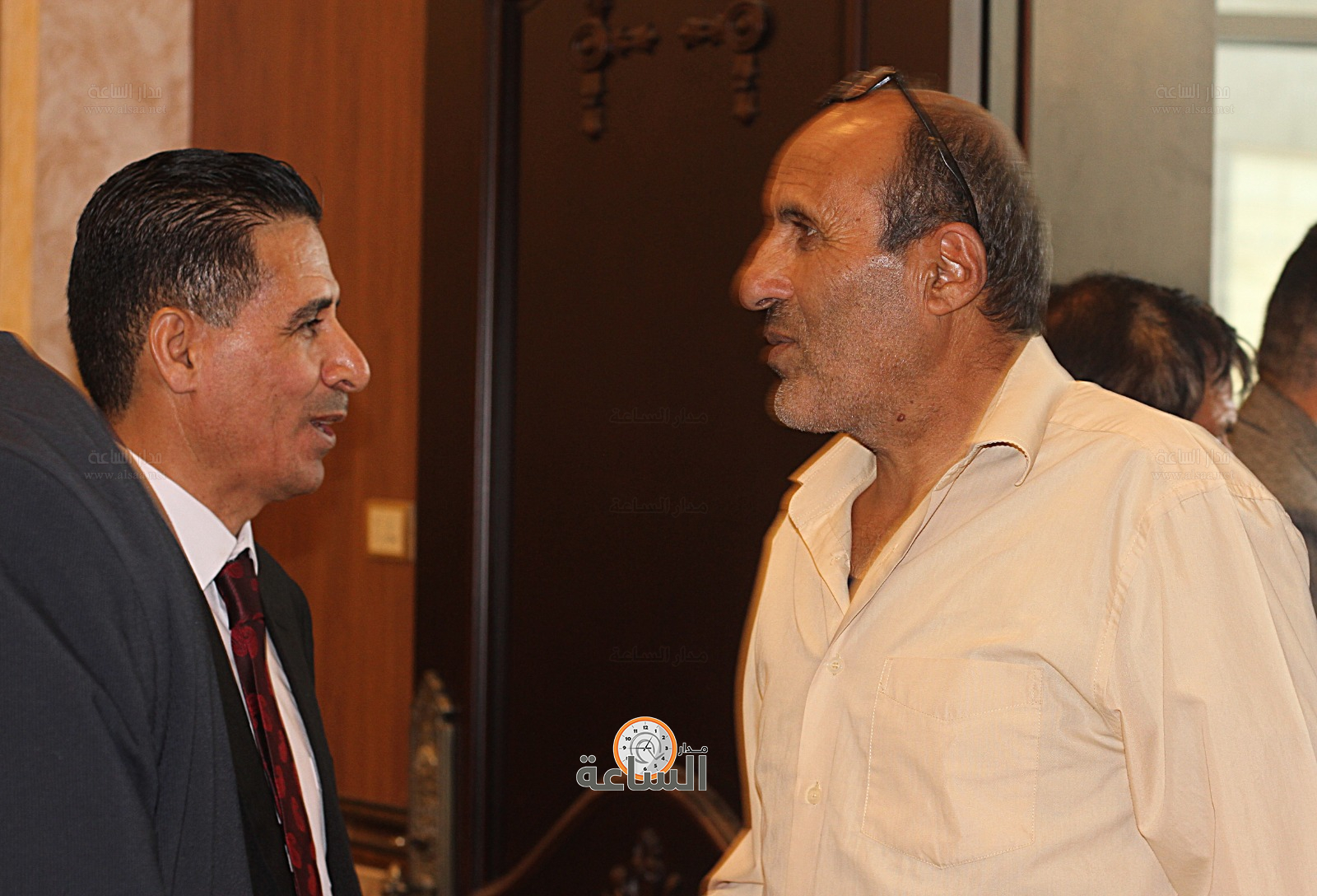 Madar Al-Saa Images 0.4822137587917932