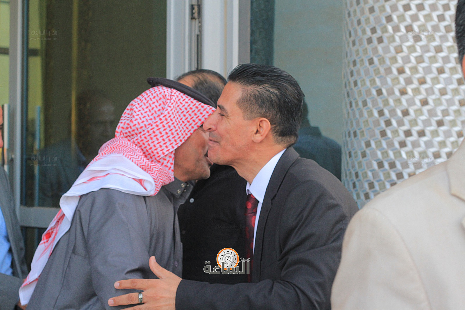 Madar Al-Saa Images 0.0012948990686751927