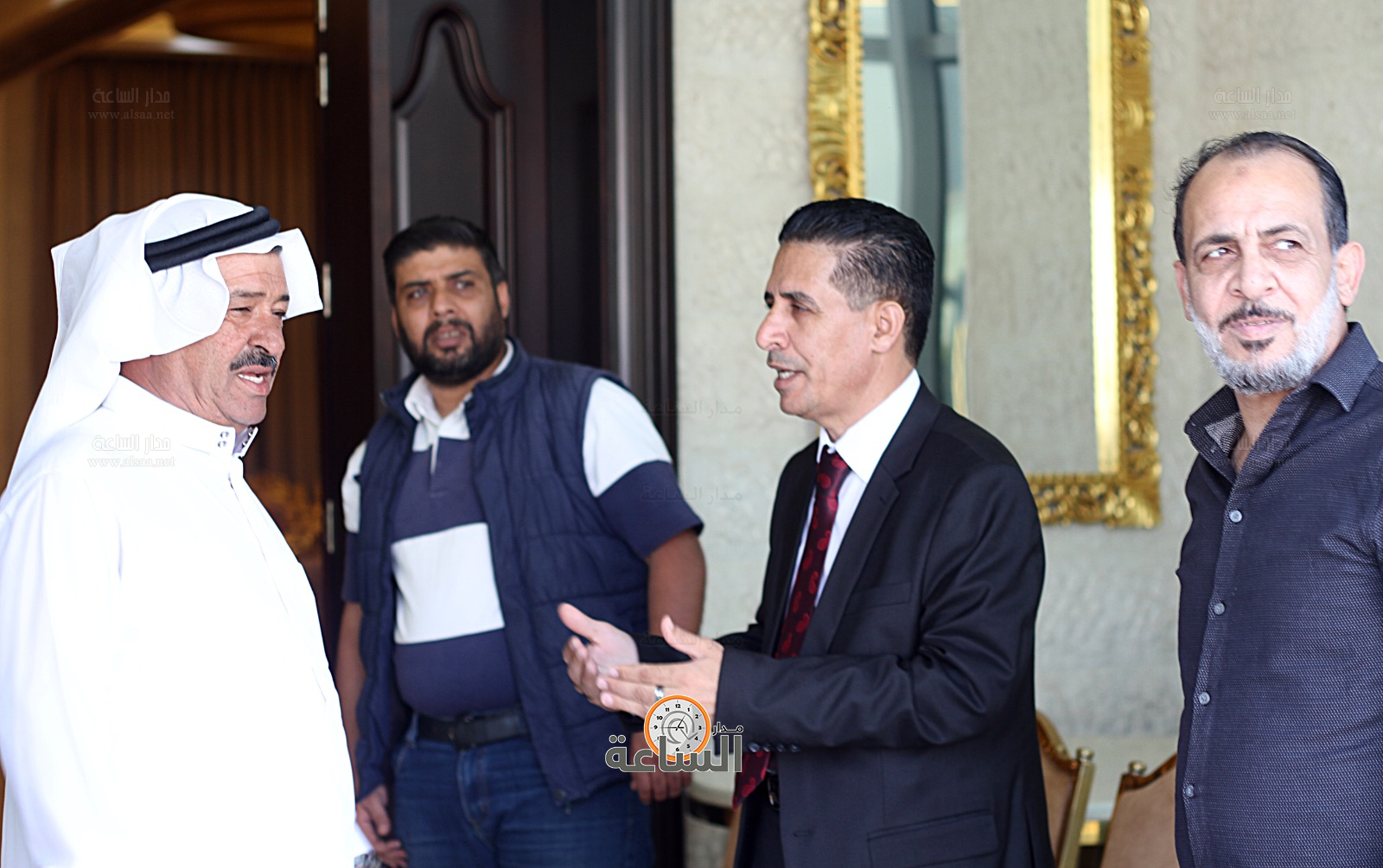 Madar Al-Saa Images 0.6657584010693371