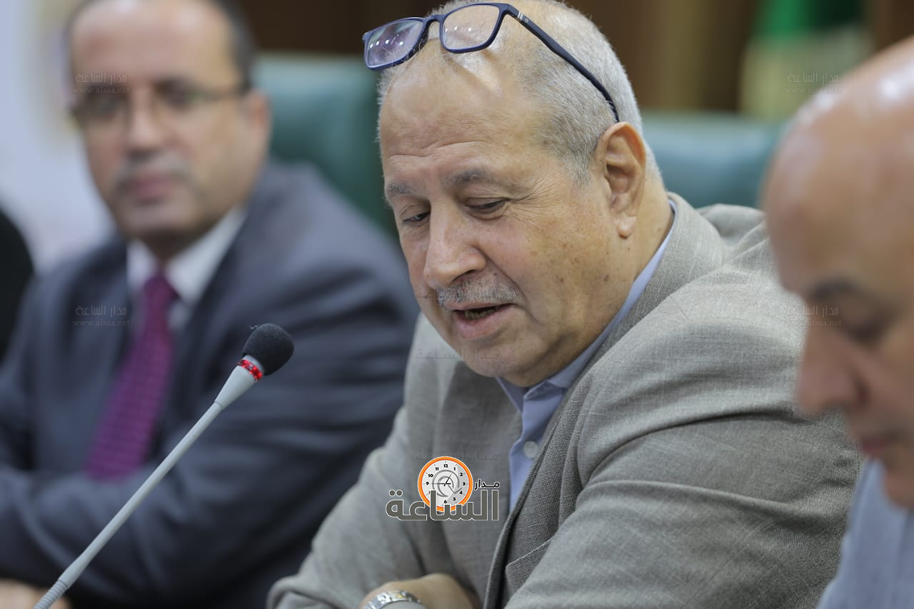 Madar Al-Saa Images 0.255587580740381