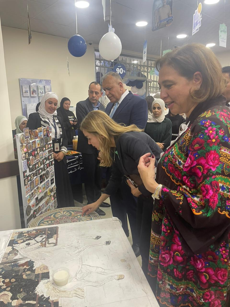 Madar Al-Saa Images 0.8169189044529783