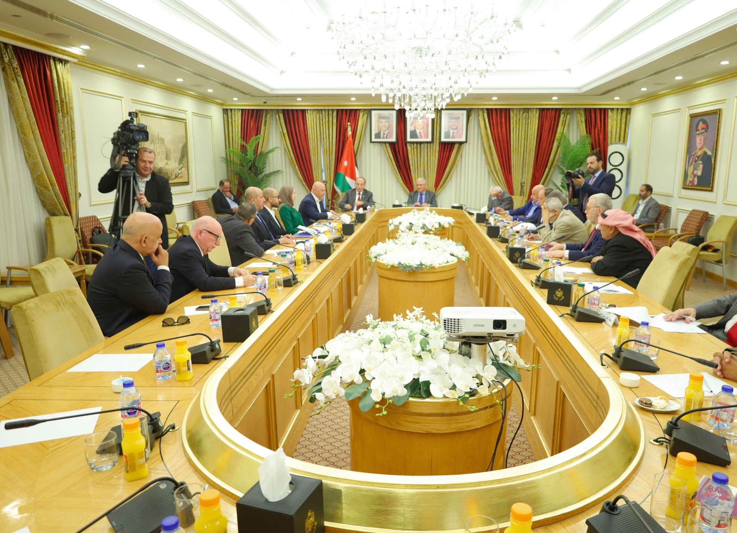 Madar Al-Saa Images 0.9022260681835526