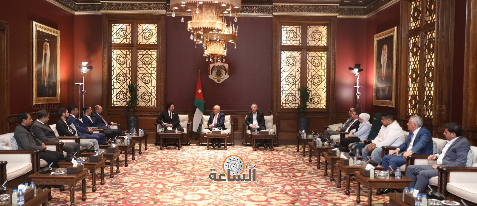 Madar Al-Saa Images 0.8661979269805491