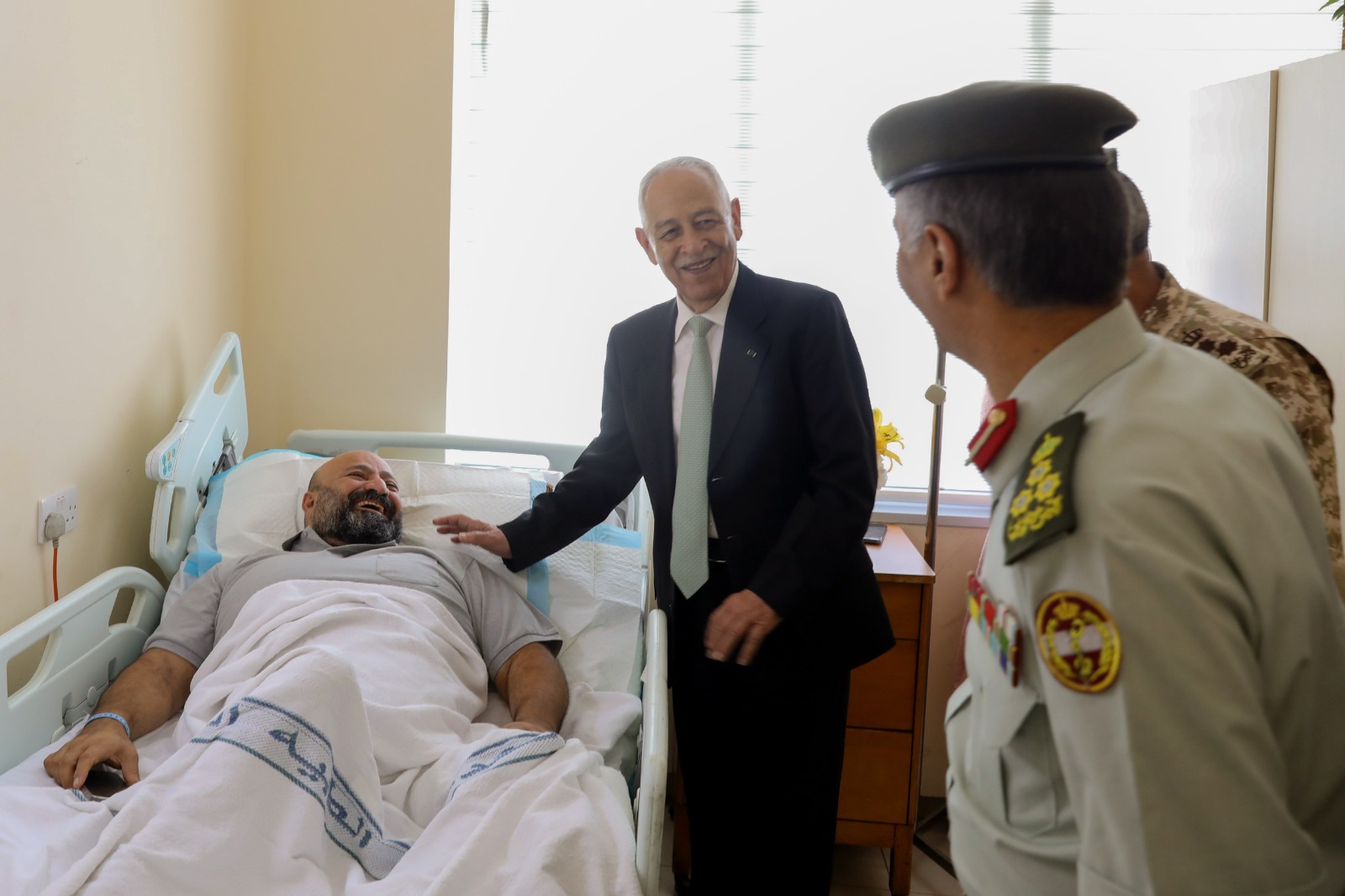 Madar Al-Saa Images 0.8893085199701093