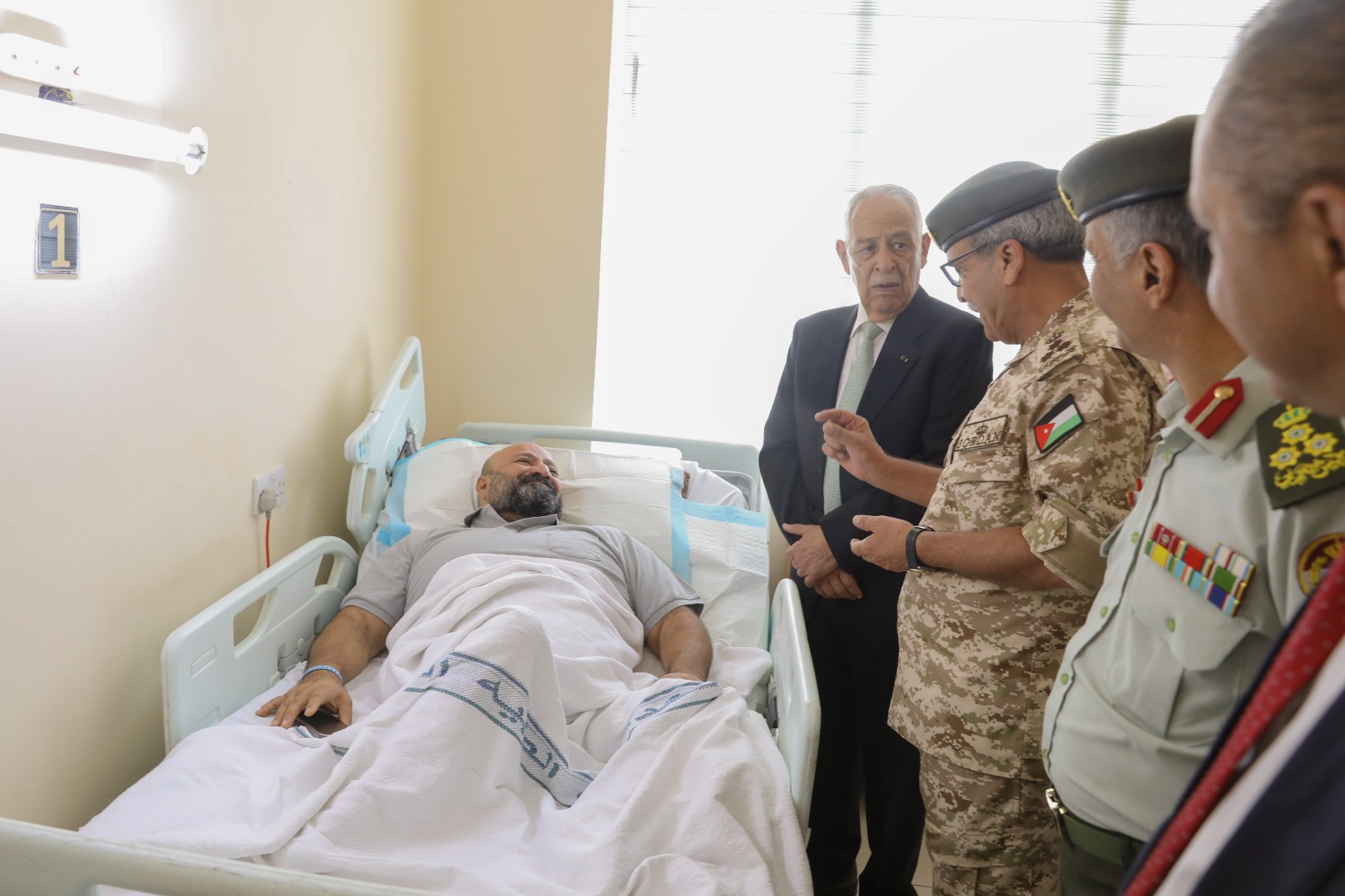 Madar Al-Saa Images 0.4505363047276797