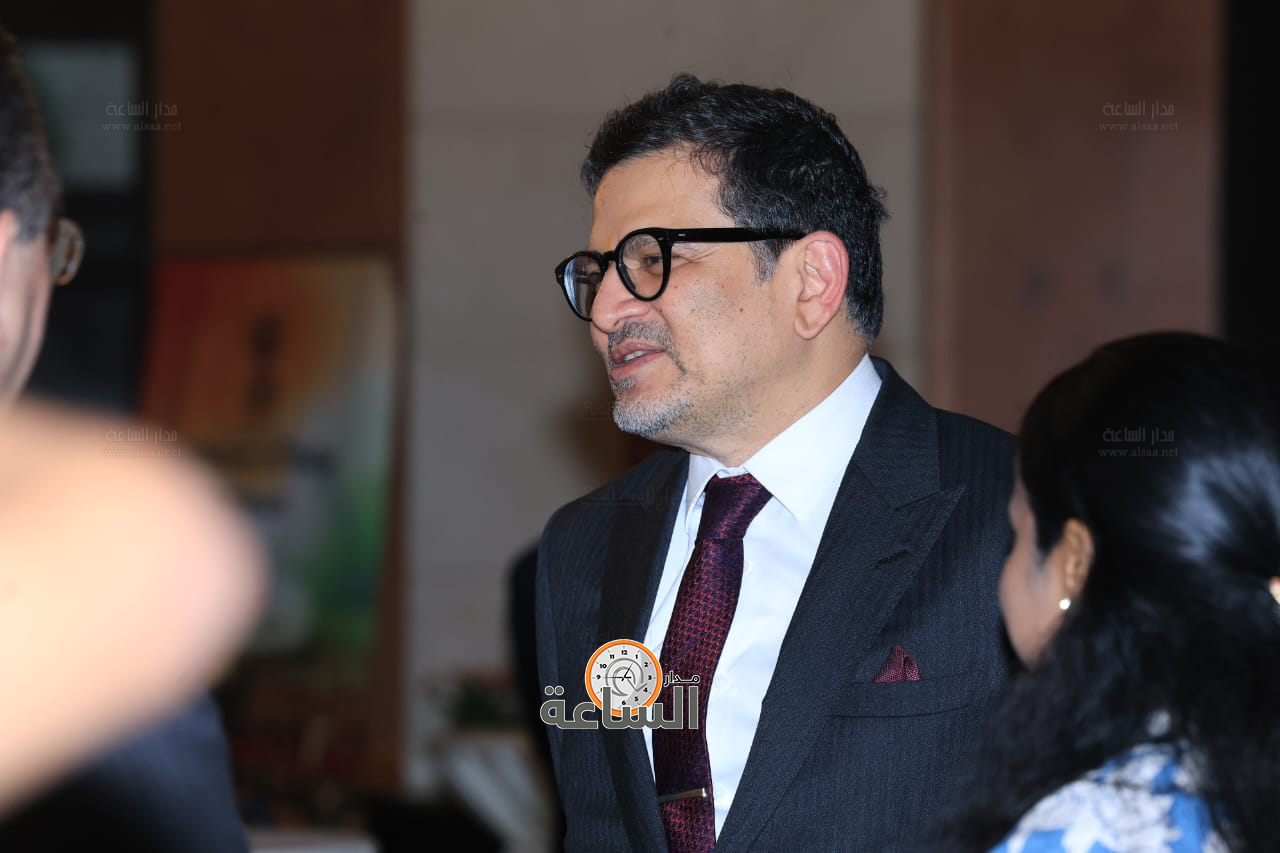 Madar Al-Saa Images 0.011478460385961342