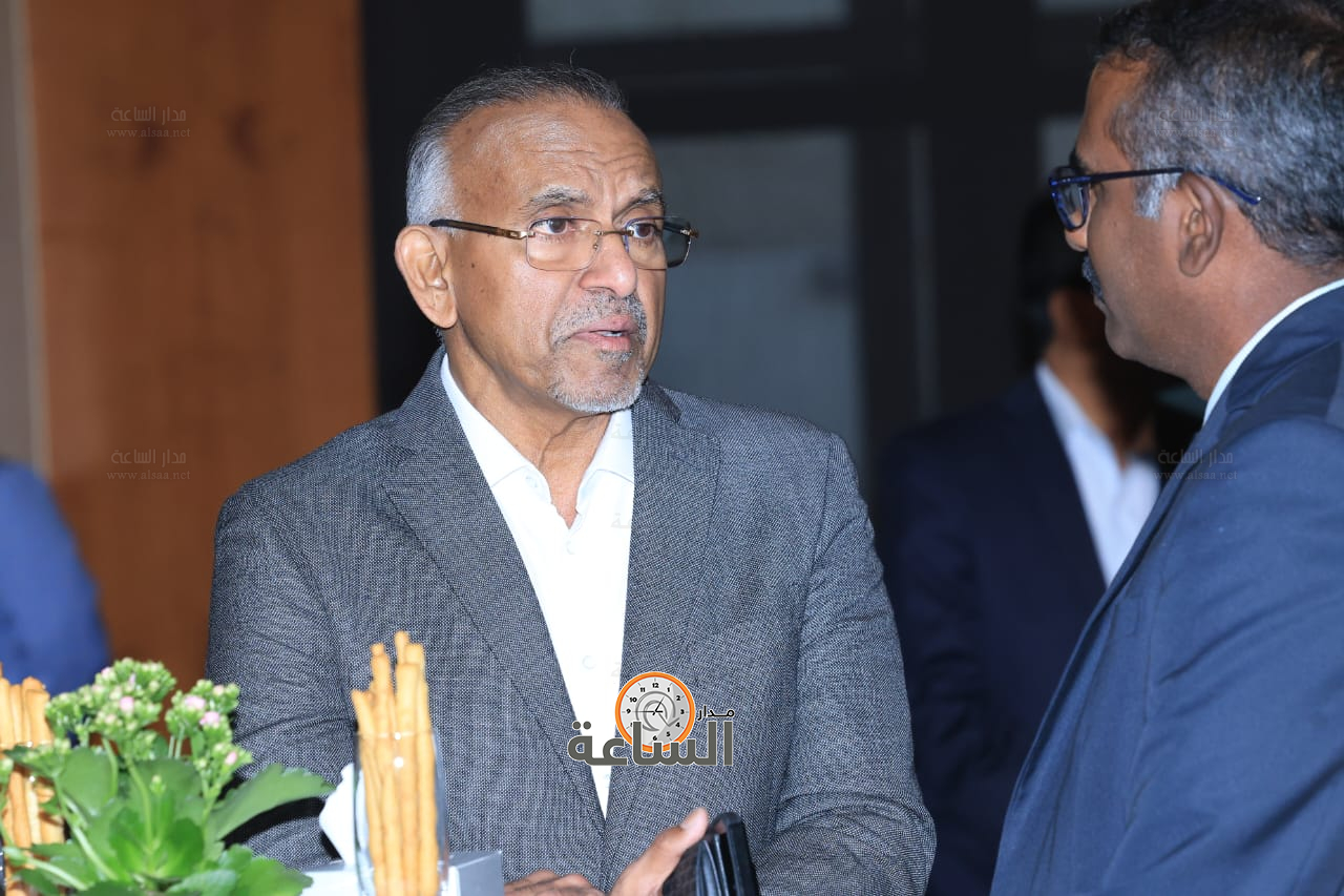 Madar Al-Saa Images 0.27967968426279743