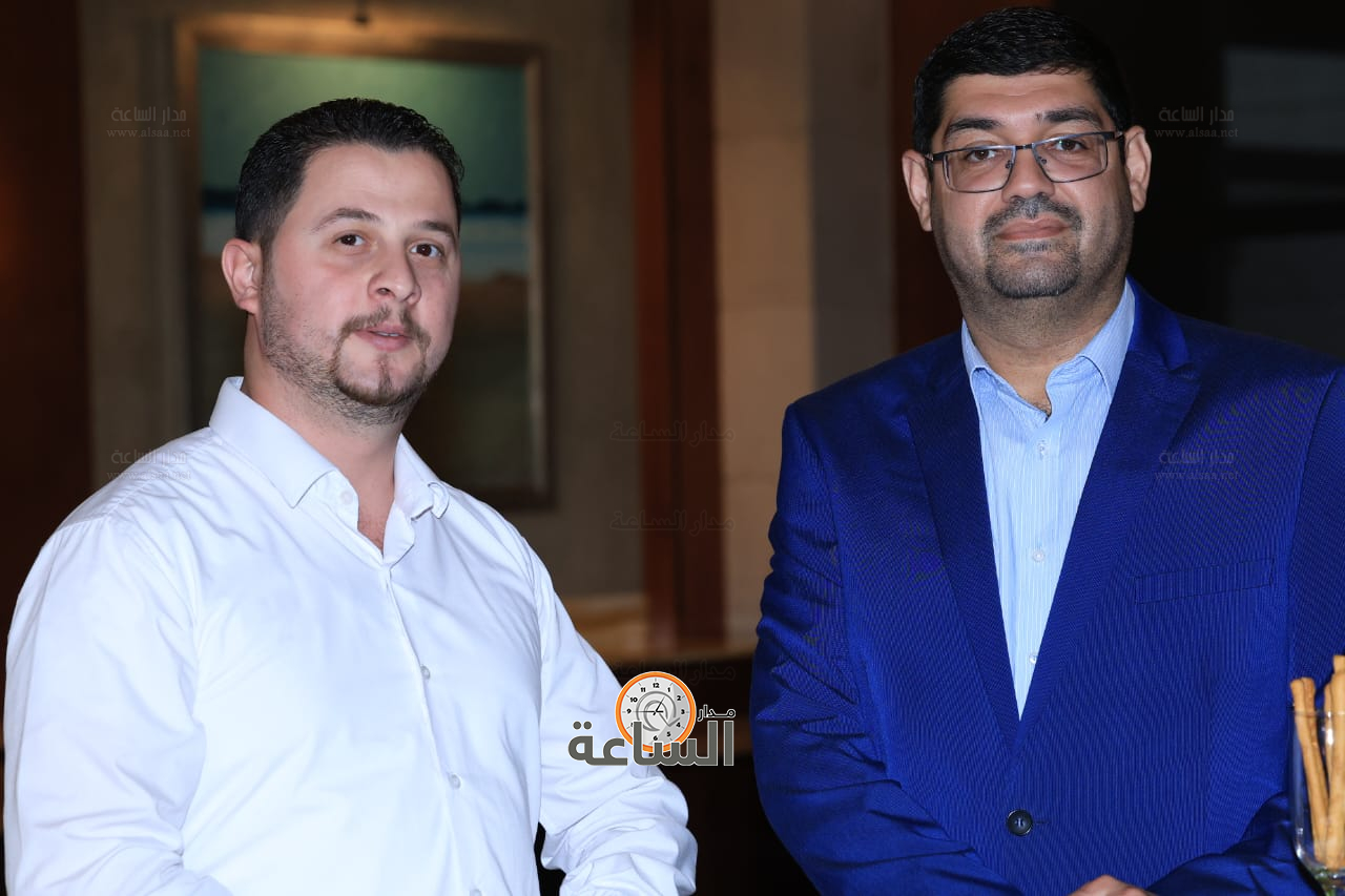 Madar Al-Saa Images 0.49033904368387593