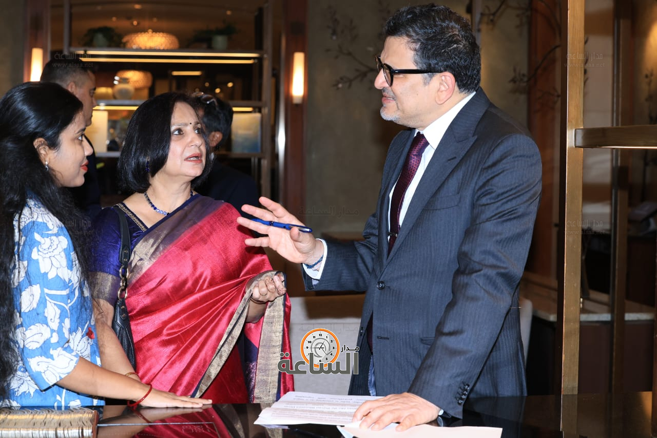 Madar Al-Saa Images 0.8958068334341623