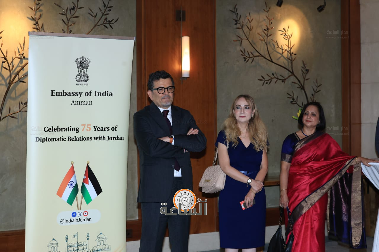 Madar Al-Saa Images 0.3479021321518585