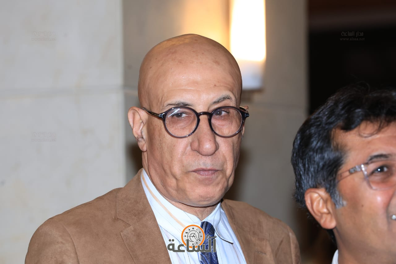 Madar Al-Saa Images 0.8358775385195938