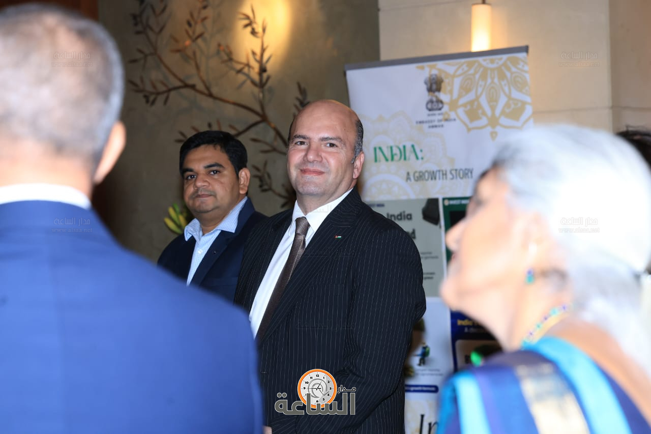 Madar Al-Saa Images 0.05788956246012533