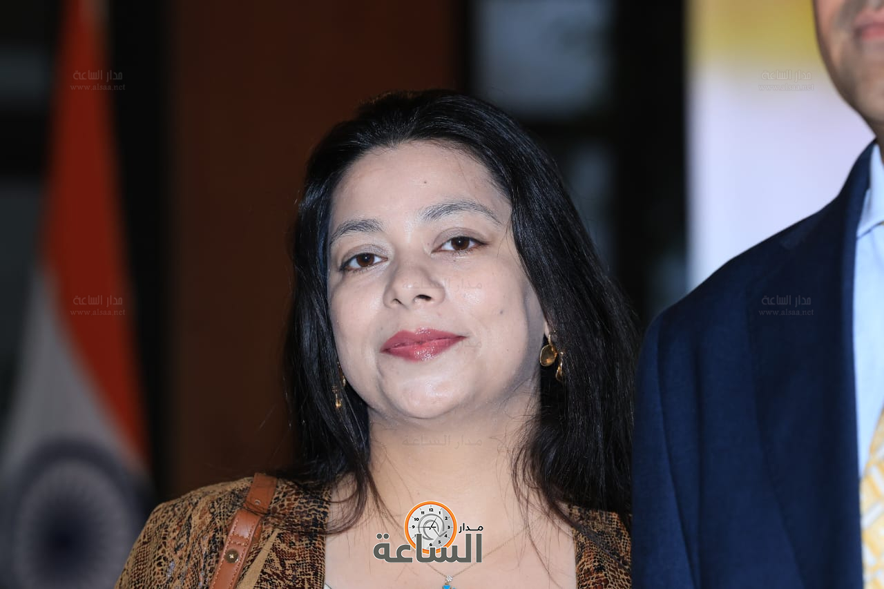 Madar Al-Saa Images 0.08547393728834884