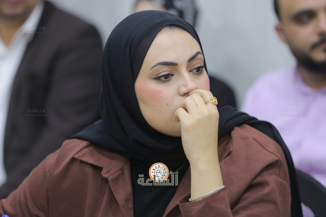 Madar Al-Saa Images 0.3544665705712383