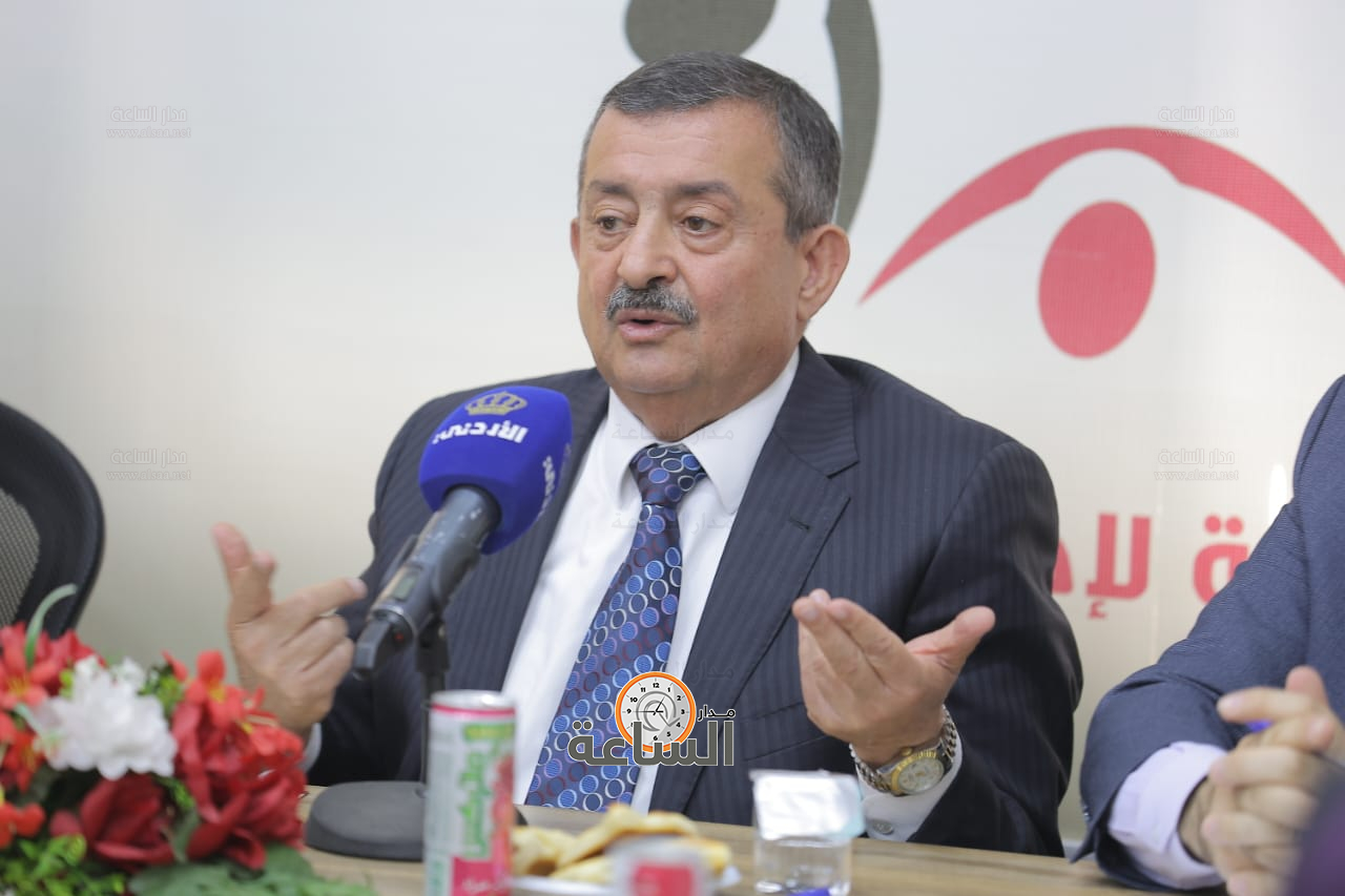 Madar Al-Saa Images 0.9582693497573177