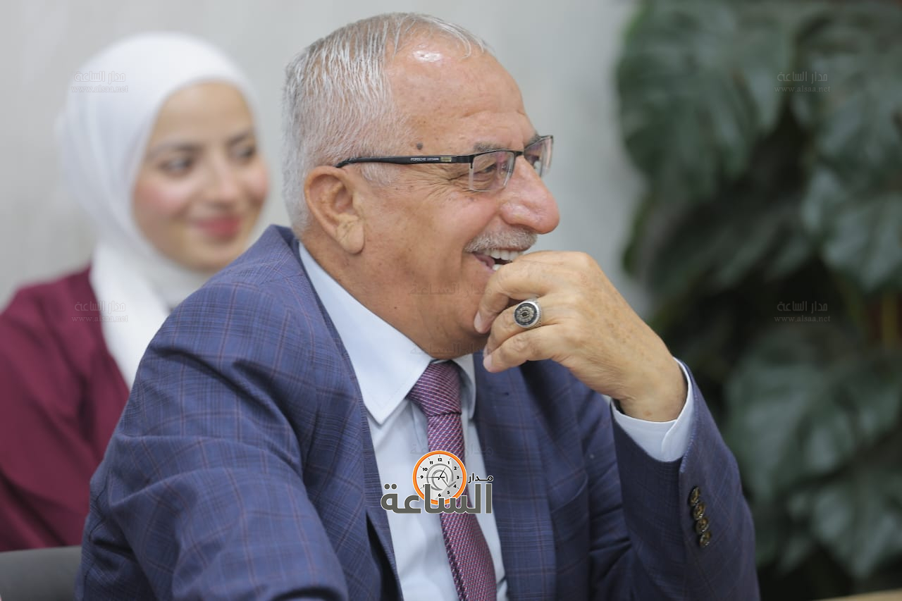 Madar Al-Saa Images 0.905100805991771