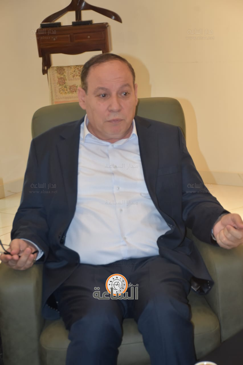 Madar Al-Saa Images 0.9674285856517396