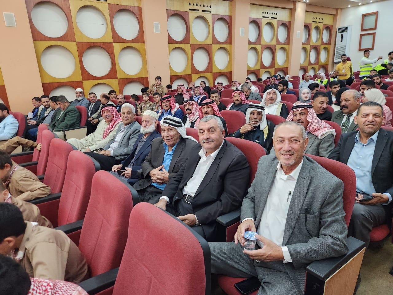 Madar Al-Saa Images 0.6588600922230686