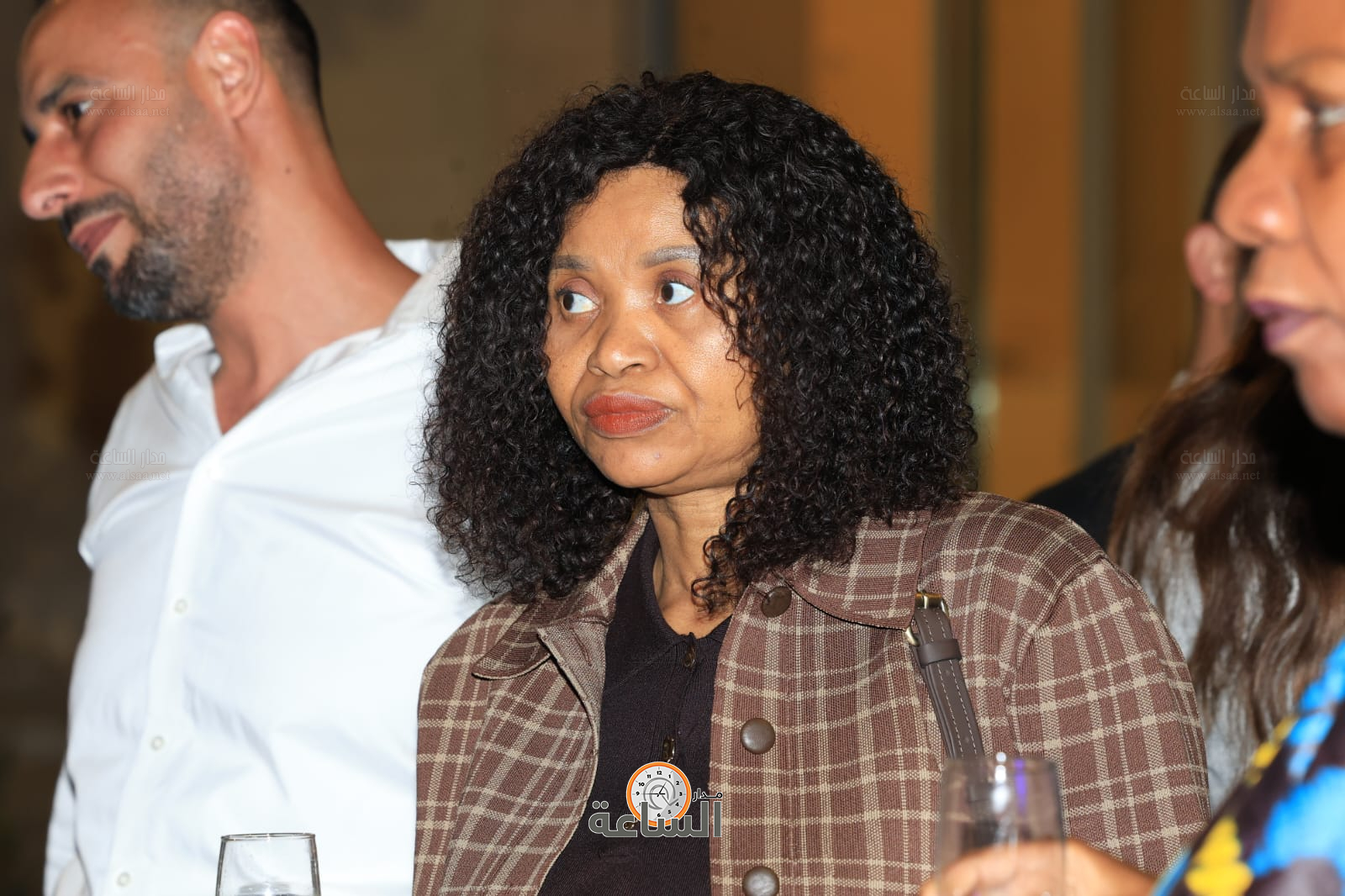 Madar Al-Saa Images 0.7210833338370175