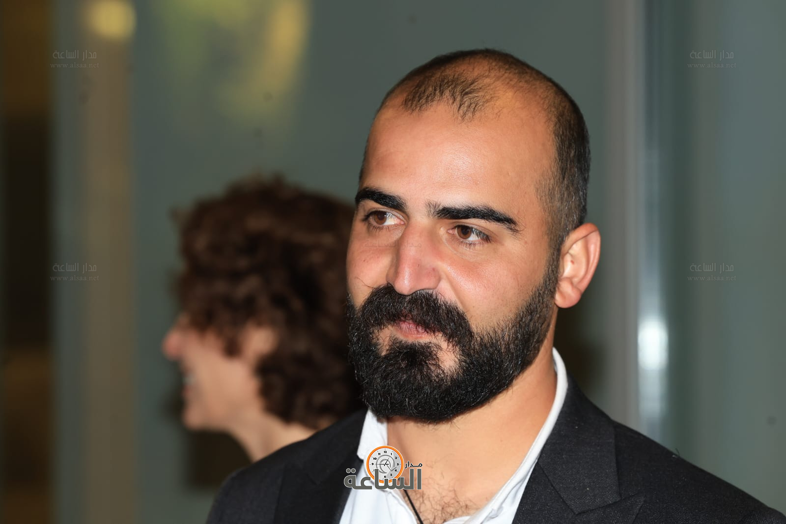 Madar Al-Saa Images 0.7904055596625537