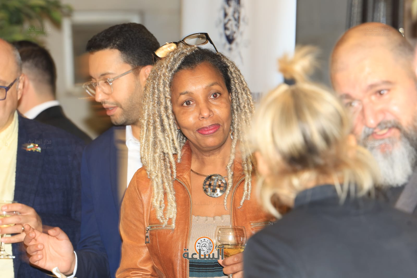 Madar Al-Saa Images 0.653578088697732