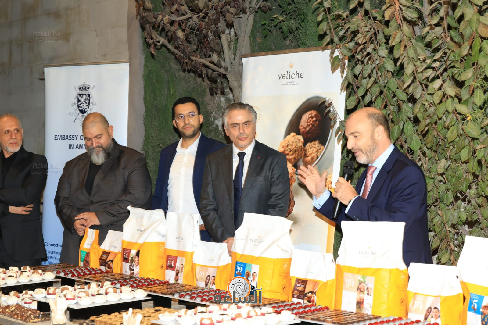 Madar Al-Saa Images 0.9328489148813894