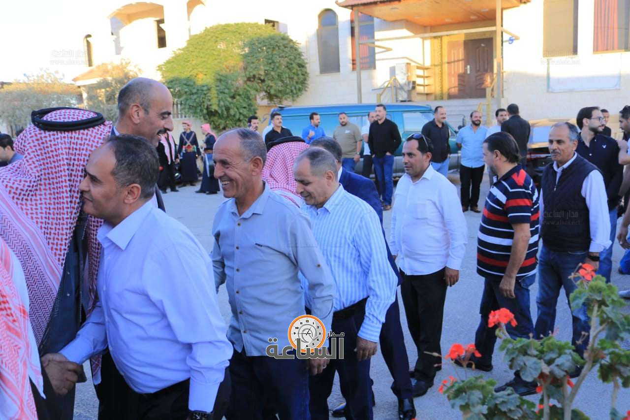 Madar Al-Saa Images 0.7800467531749725