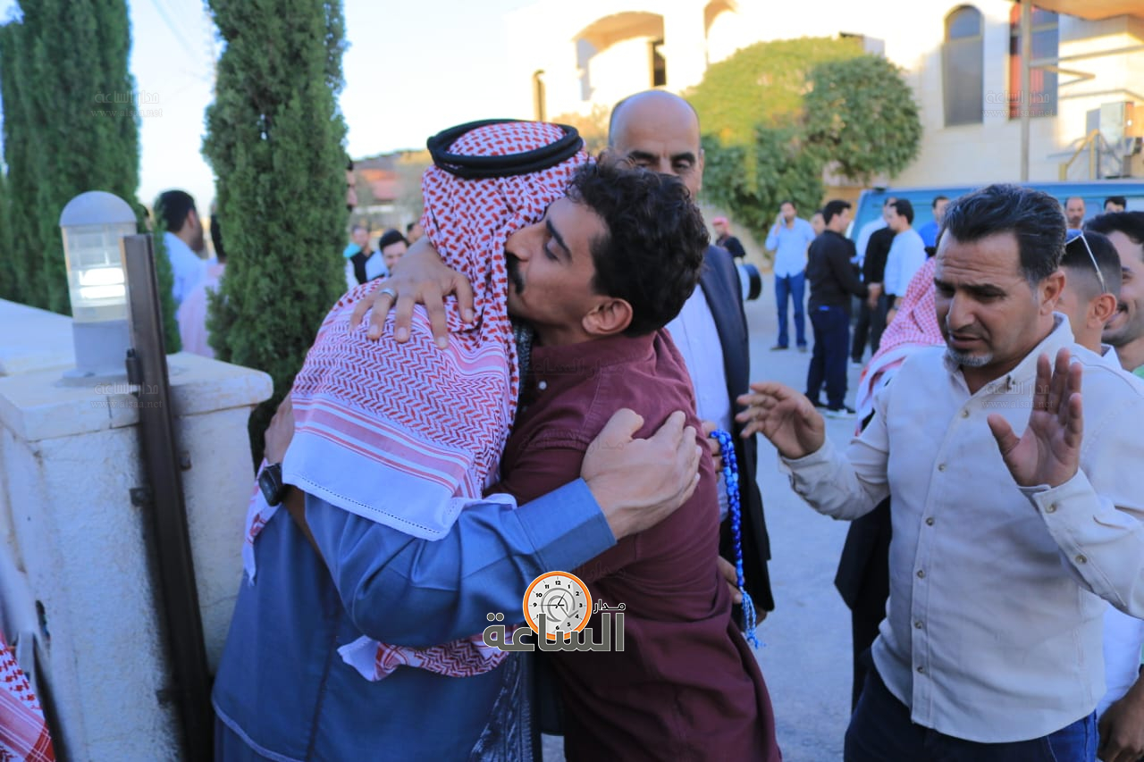 Madar Al-Saa Images 0.4433300835697589