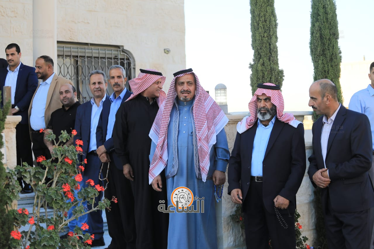 Madar Al-Saa Images 0.3228625433933213